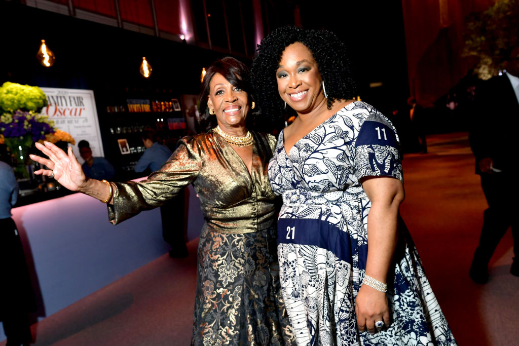 Maxine Waters and Shonda Rhimes, 2020 Vanity Fair Oscar Party