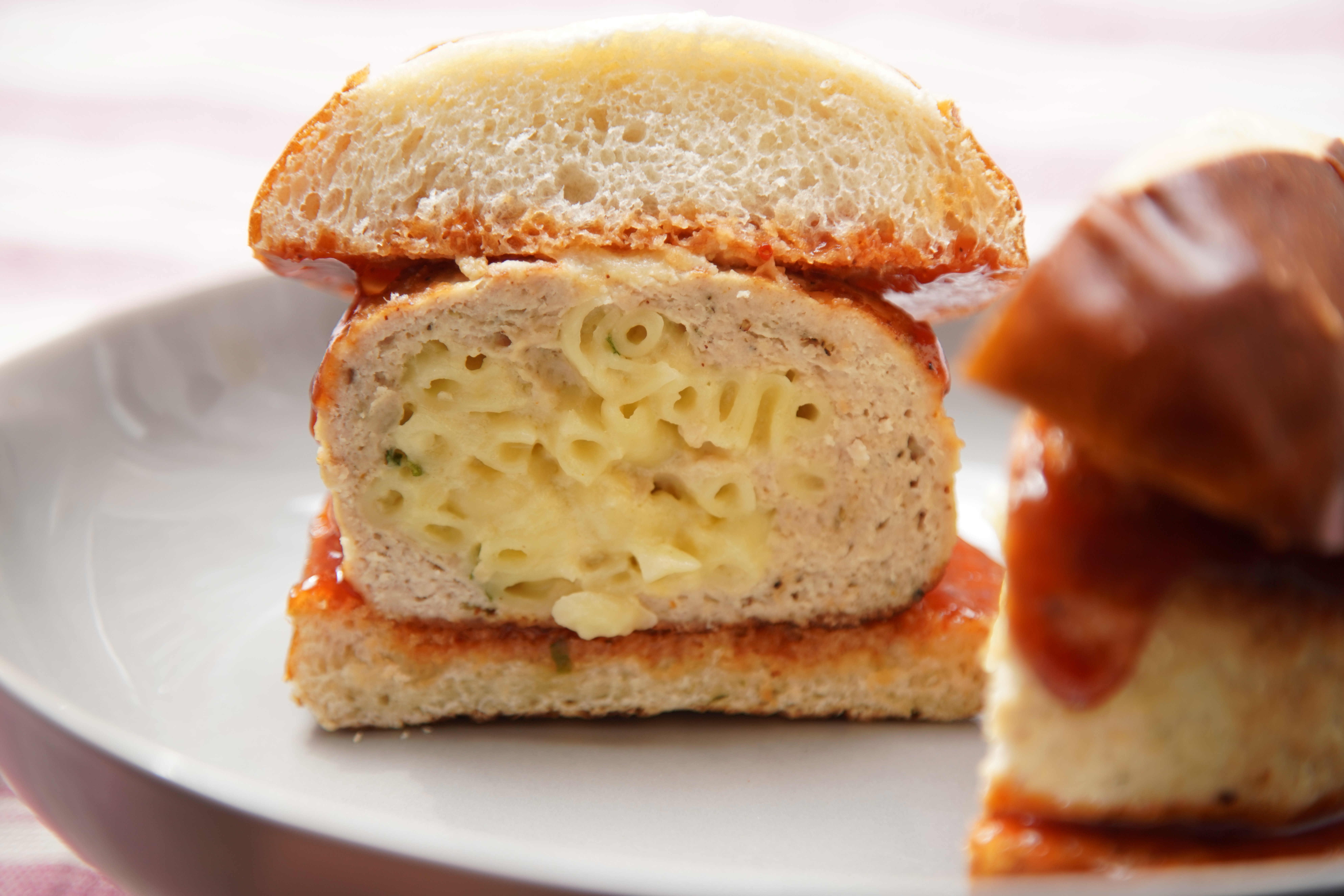 Just Eats with Chef JJ 307 Stuffed Mac and Cheese Turkey Burger