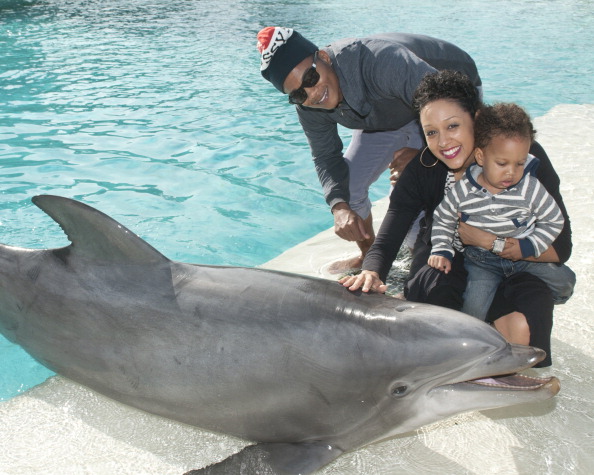 Tia Mowry Visits SeaWorld