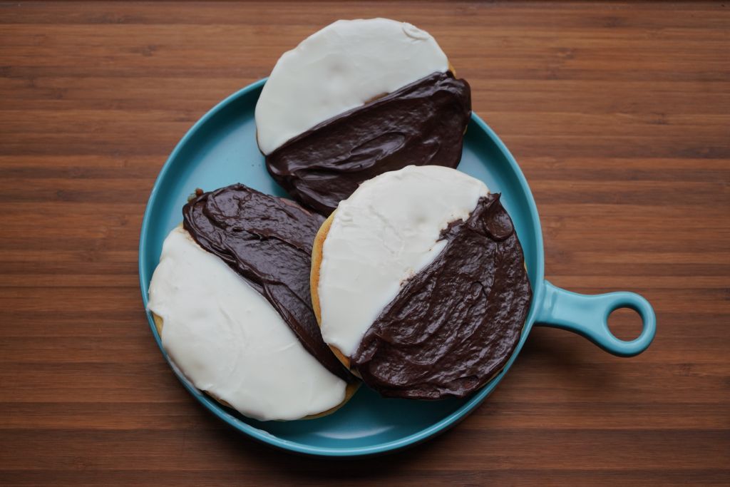 Cafe Con Leche Black & White Cookies